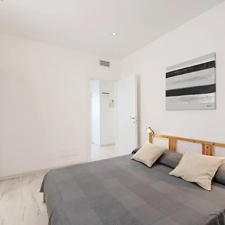 Apartment Apparthotel Serenita Con Self Check-in La Spezia