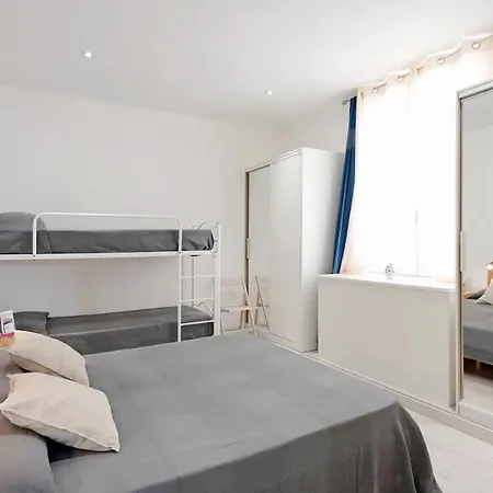 Apparthotel Serenita Con Self Check-in Apartment La Spezia