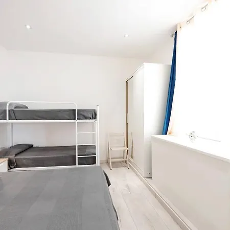 Apartment Apparthotel Serenita Con Self Check-in La Spezia