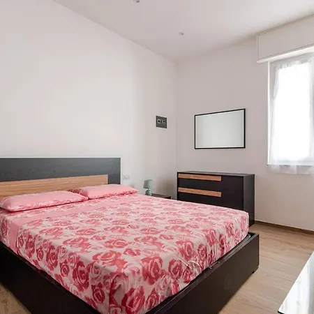 Apparthotel Serenita Con Self Check-in Lägenhet La Spezia